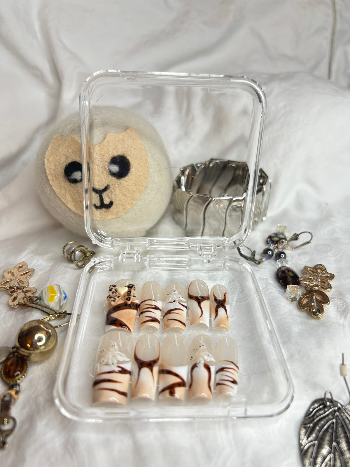 Cream Brown French Press-On Nails