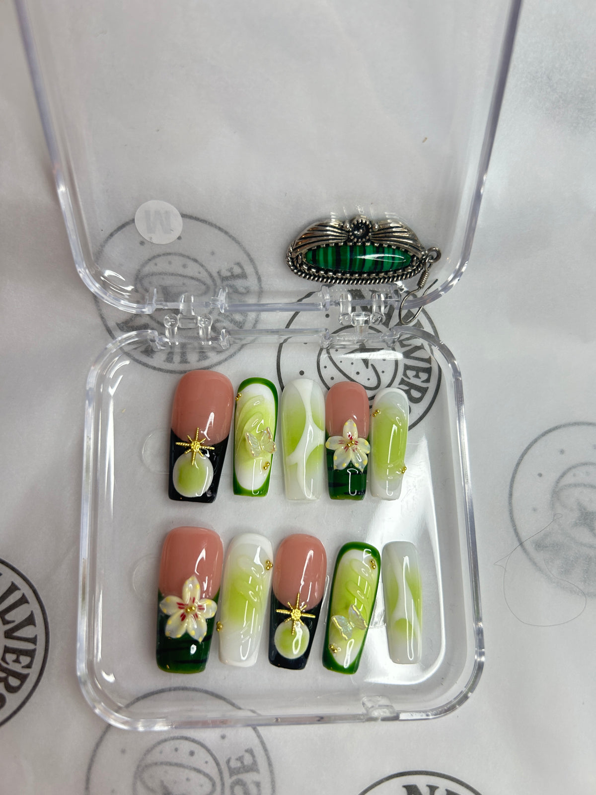 Handmade Press-On Nails Set – Green Floral Design, Reusable False Nails with 3D Flower Details