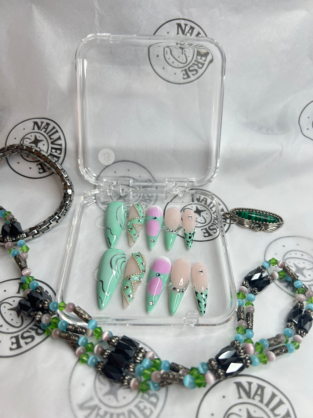 Handmade Press-On Nails – Mint Green & Pink Floral Design