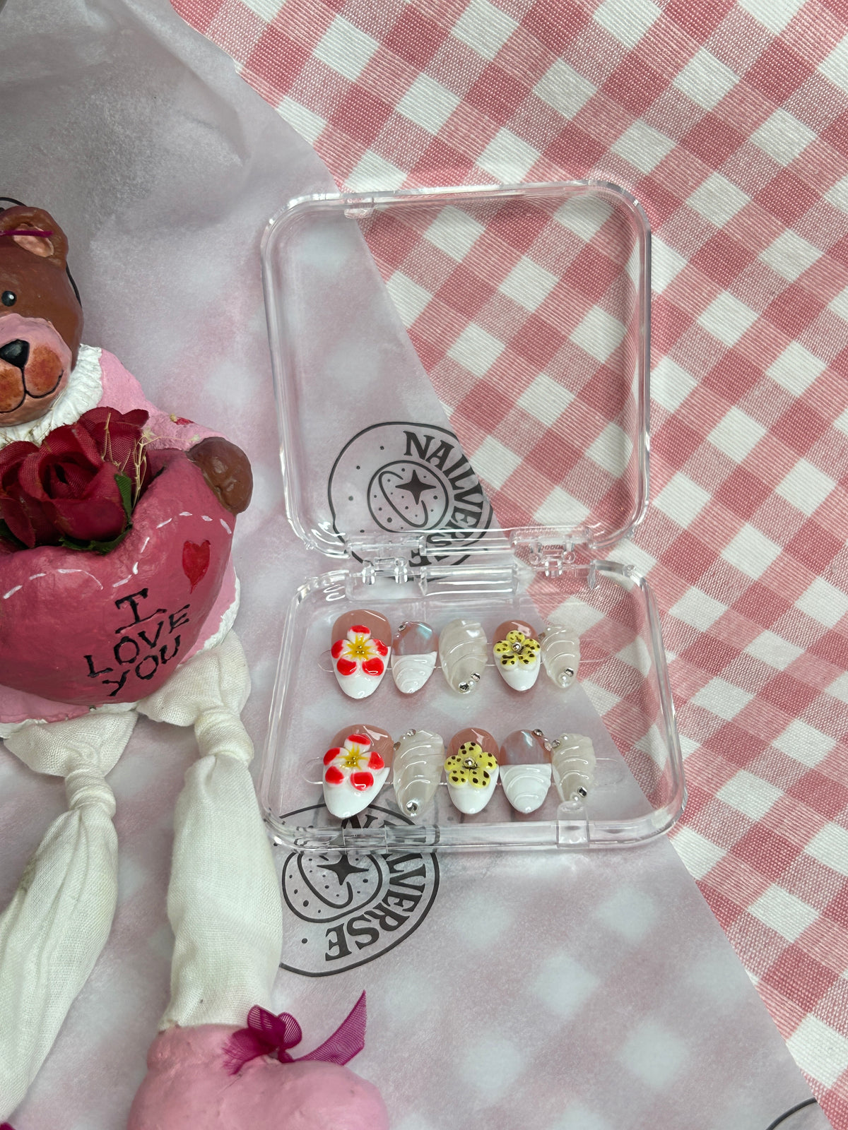 Cute Daisy Floral Press-On Nails