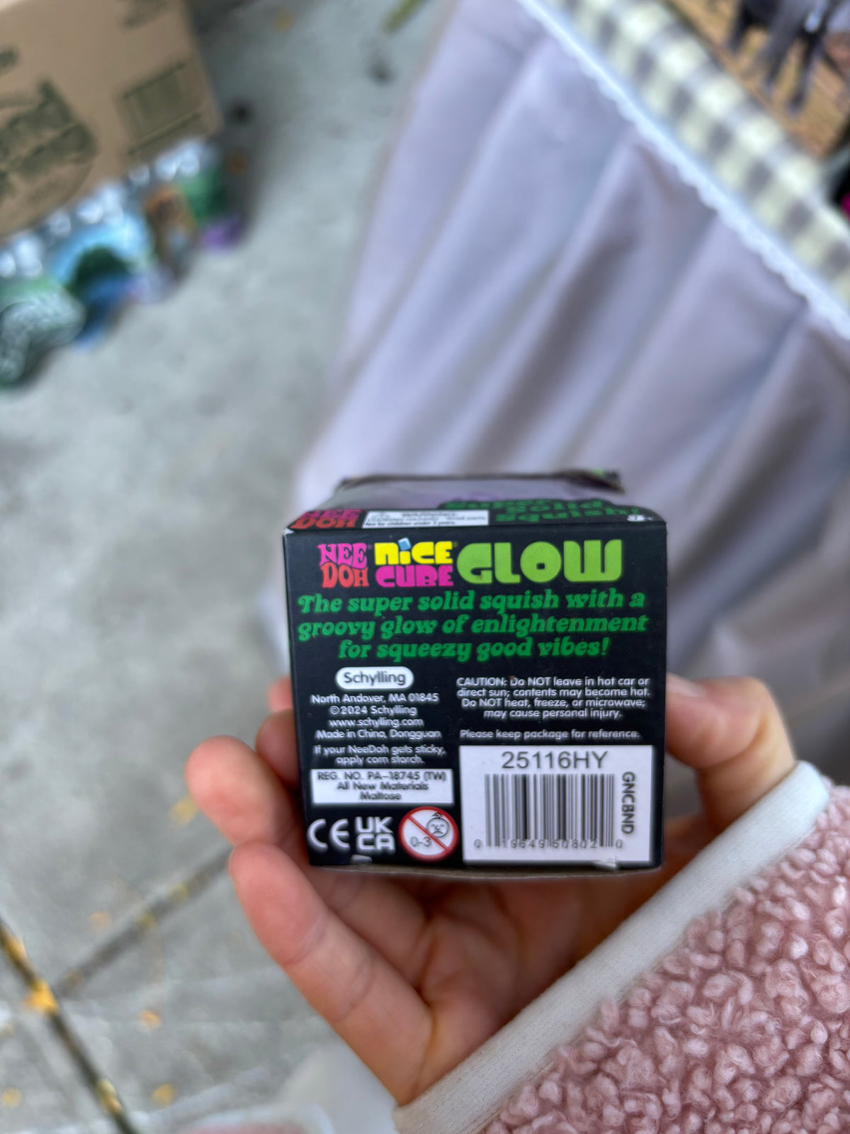 NeeDoh Nice Cube Glow Super Solid Squish