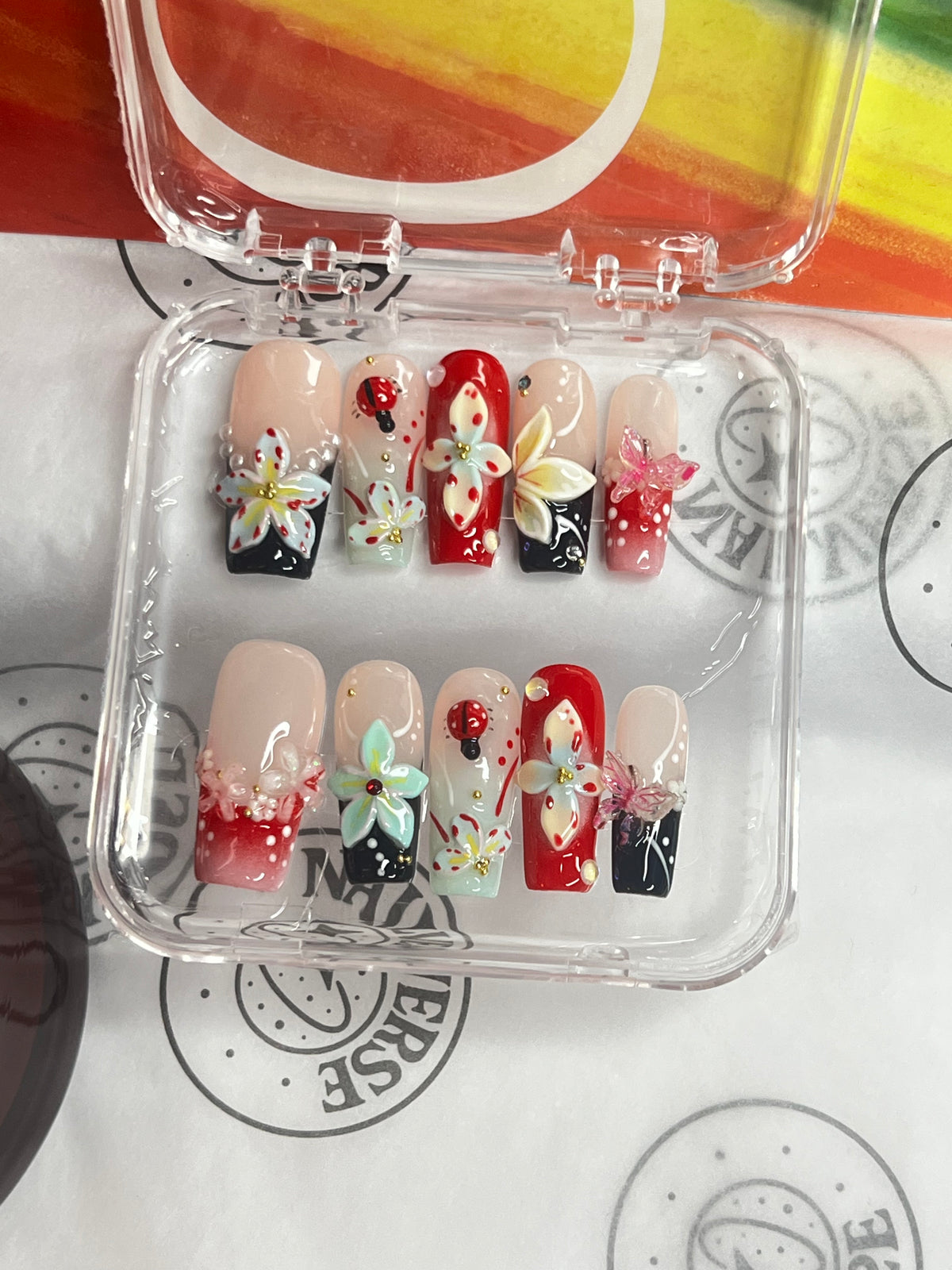 Red & White Floral Bow Press-On Nail Set