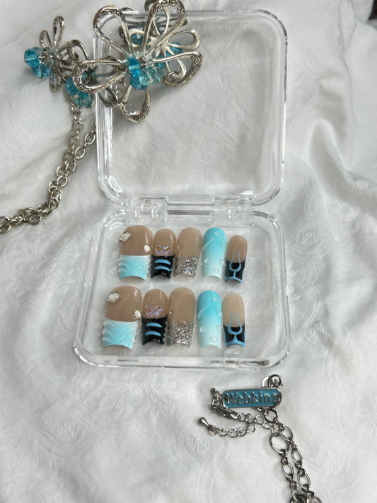 Blue & Black Handmade Press-On Nails Set – Short Length