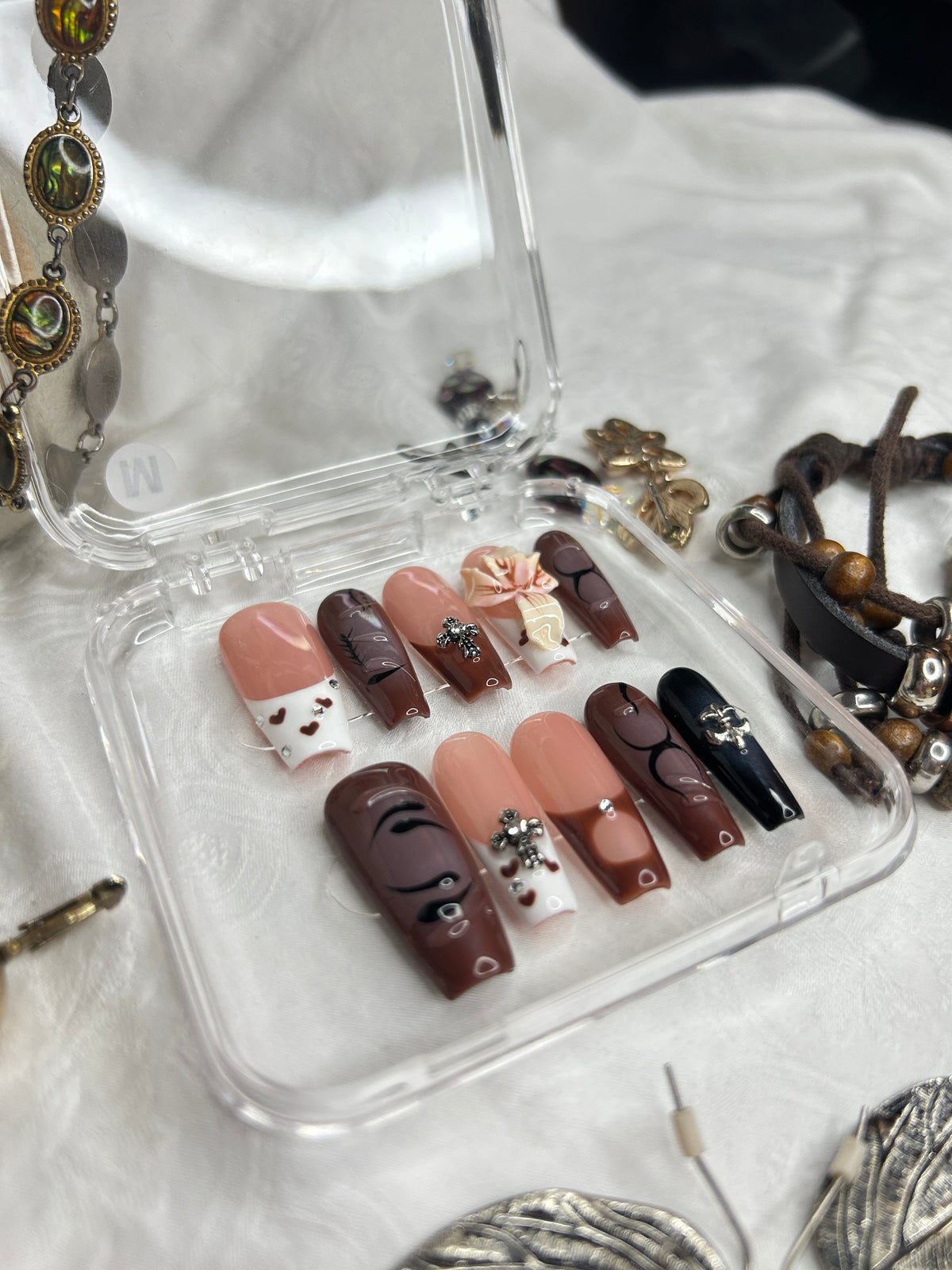 Brown Nude Elegant Press-On Nails Set