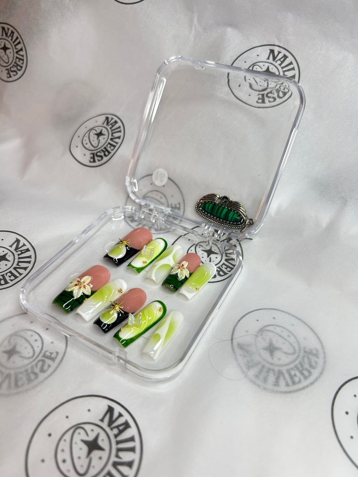 Handmade Press-On Nails Set – Green Floral Design, Reusable False Nails with 3D Flower Details