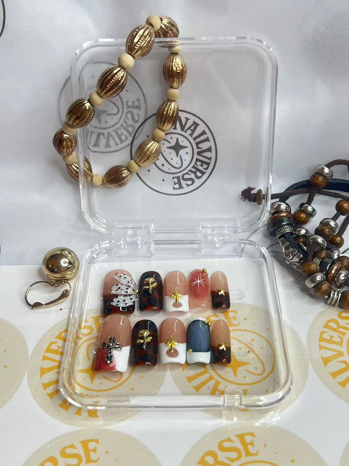 Winter Holiday Press-On Nails – Handmade Christmas Design