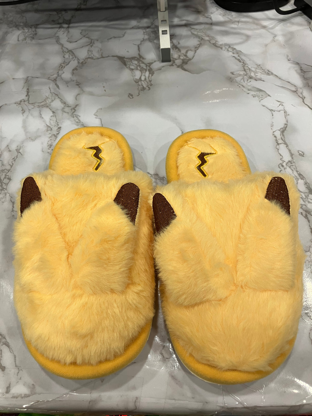 Cute Plush Animal Slippers for Kids and Adults – Yellow Fuzzy Indoor House Slippers