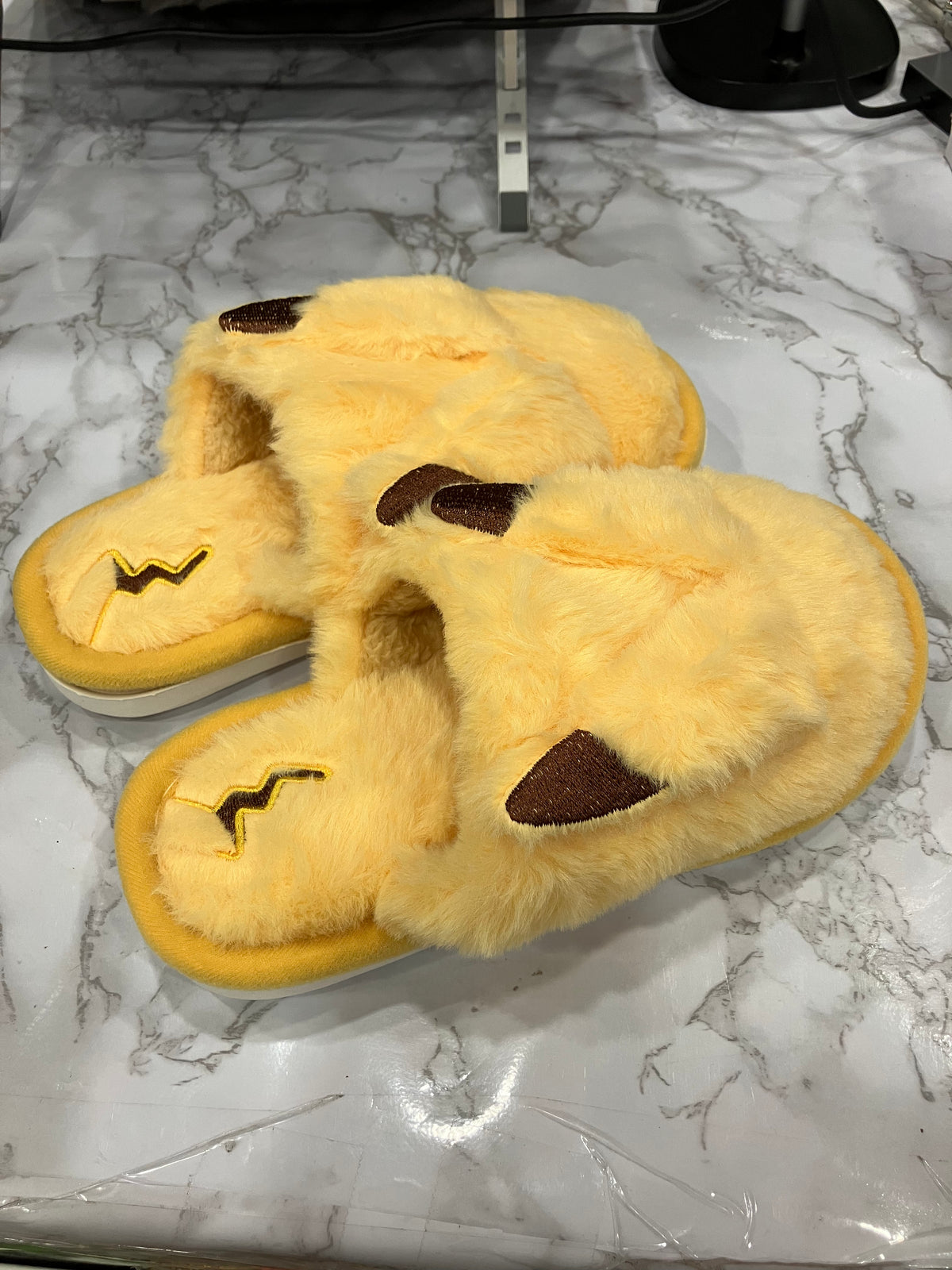 Cute Plush Animal Slippers for Kids and Adults – Yellow Fuzzy Indoor House Slippers