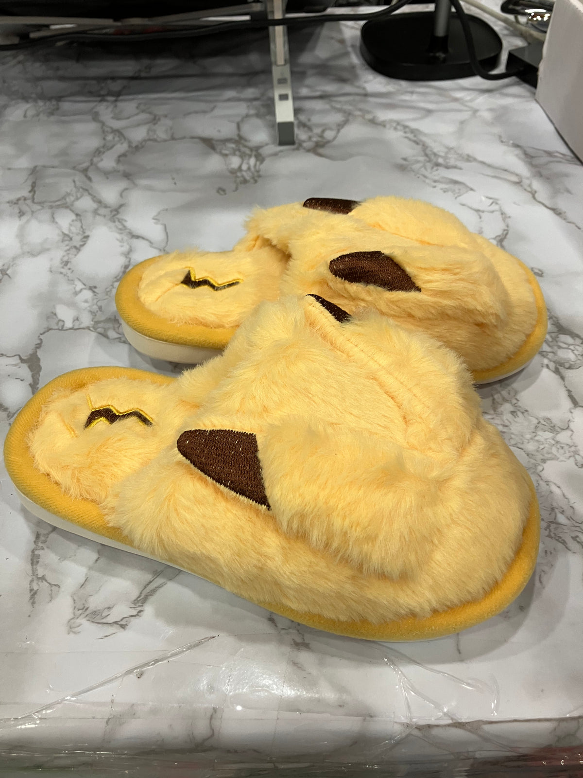 Cute Plush Animal Slippers for Kids and Adults – Yellow Fuzzy Indoor House Slippers
