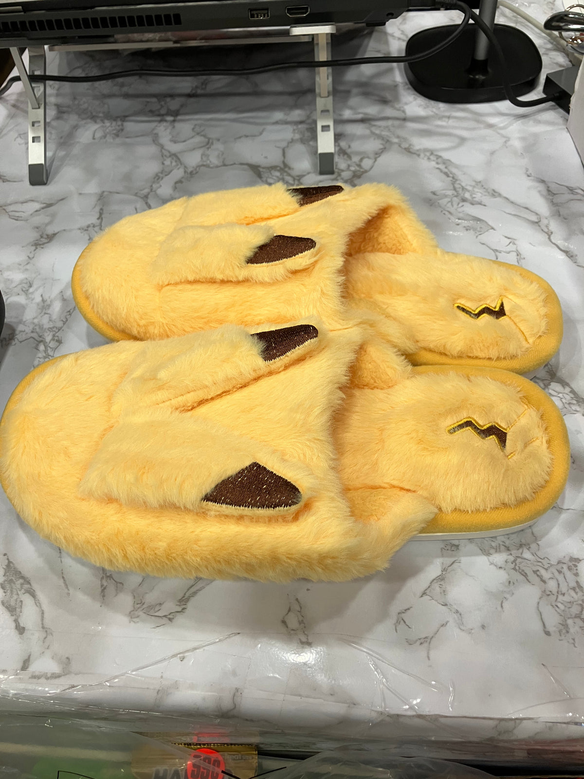 Cute Plush Animal Slippers for Kids and Adults – Yellow Fuzzy Indoor House Slippers