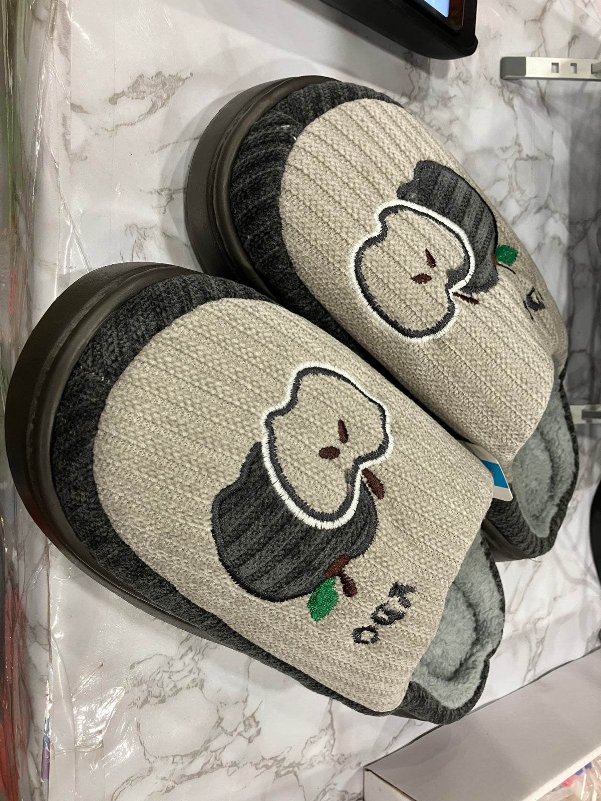 Apple Embroidered Plush Indoor Slippers – Unisex